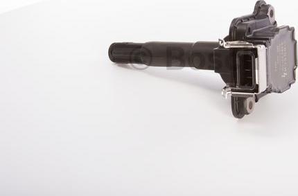 BOSCH 0 986 221 011 - Катушка зажигания abcparts.ee