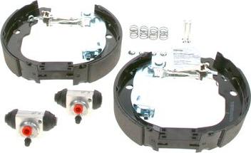 BOSCH 0 204 114 703 - Комплект тормозных колодок, барабанные abcparts.ee