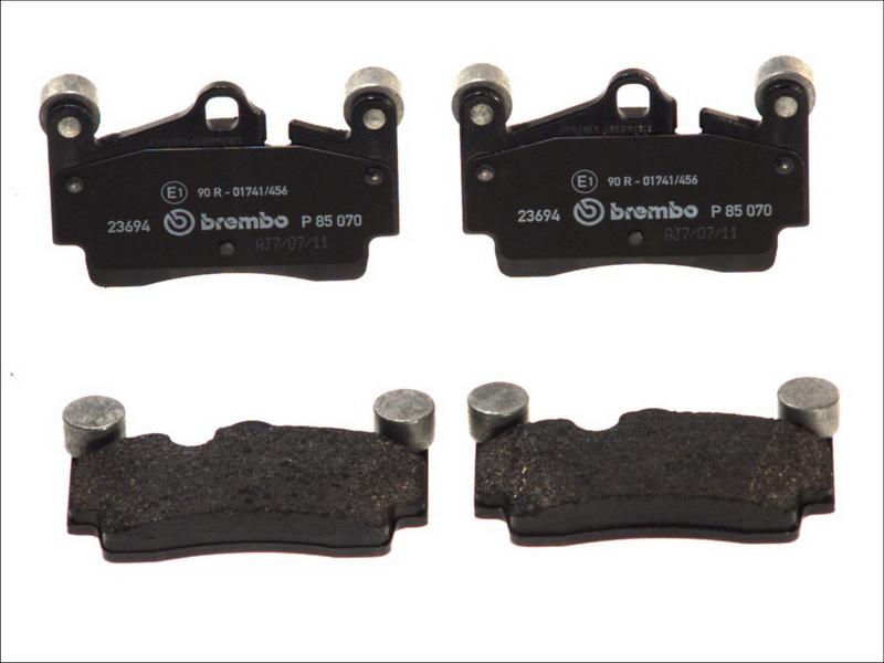 Brembo P 85 070 - Тормозные колодки, дисковые, комплект abcparts.ee