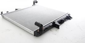 BSG BSG 62-520-005 - Радиатор, охлаждение двигателя abcparts.ee