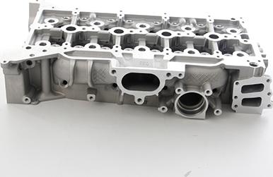 BSG BSG 30-110-013 - Головка цилиндра abcparts.ee