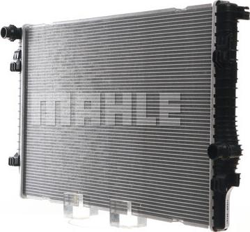 MAHLE CR 811 000S - Радиатор, охлаждение двигателя abcparts.ee