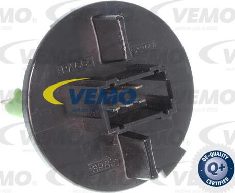 Vemo V22-79-0005 - Регулятор, вентилятор салона abcparts.ee